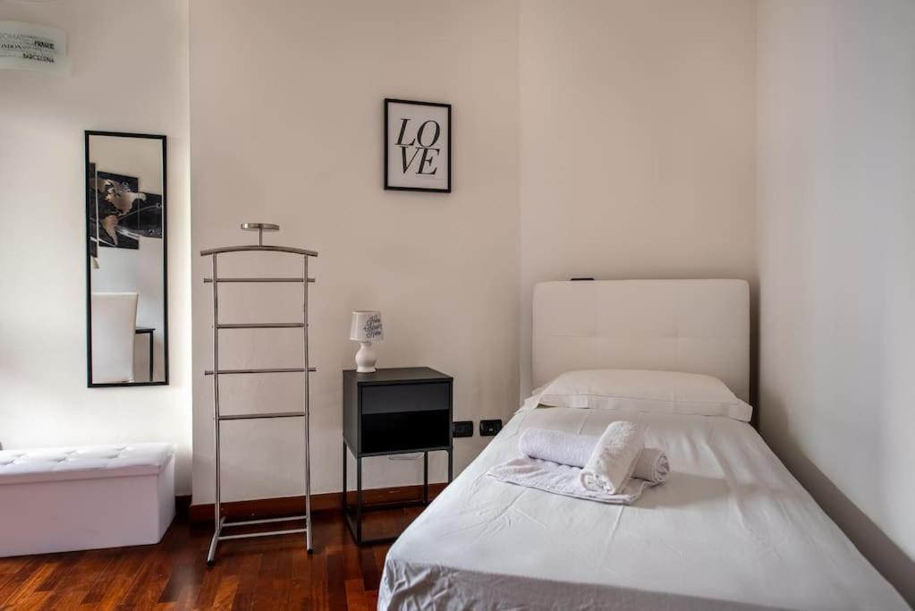 Apartamento Attico Vicino Milano, Mxp, Rho Fiera Busto Arsizio Exterior foto